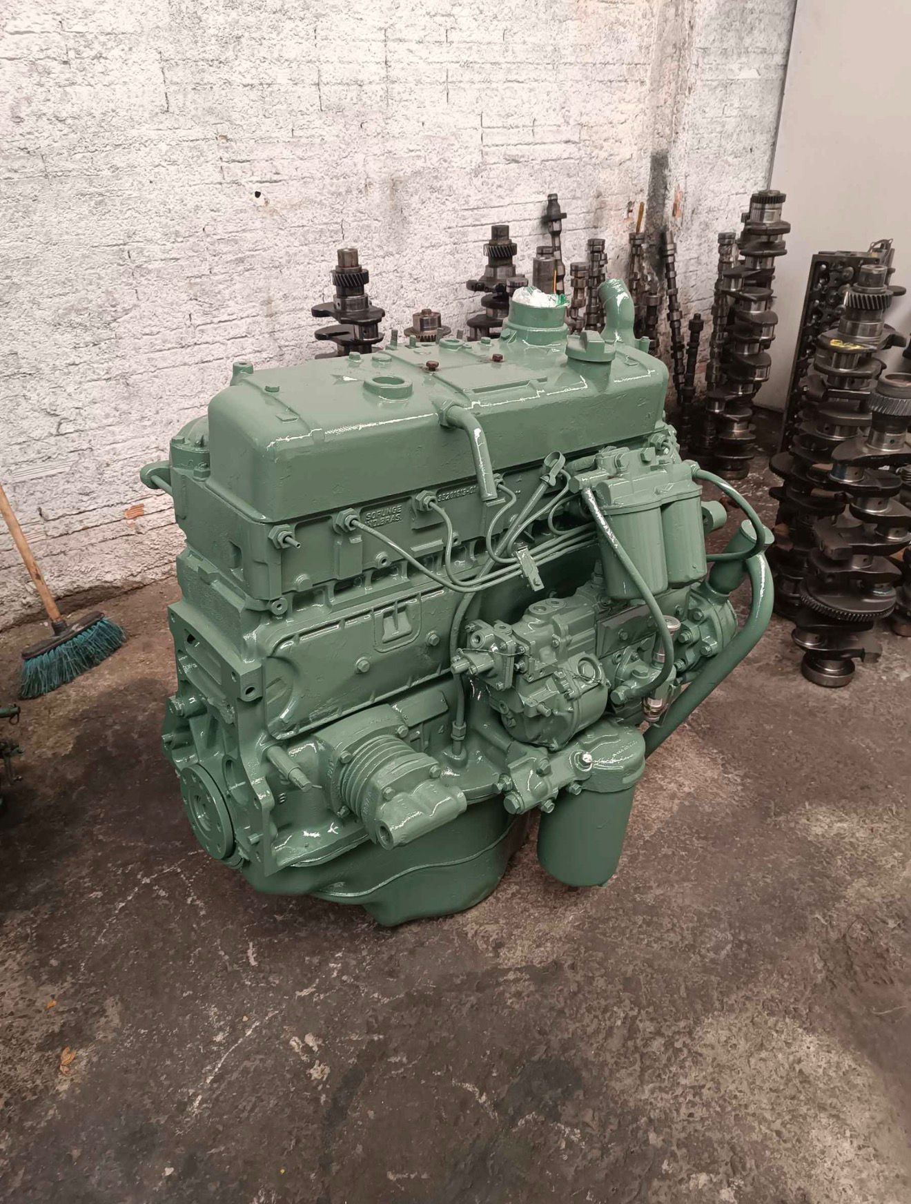 Motor Mercedes-Benz 352A (foto ilustrativa)