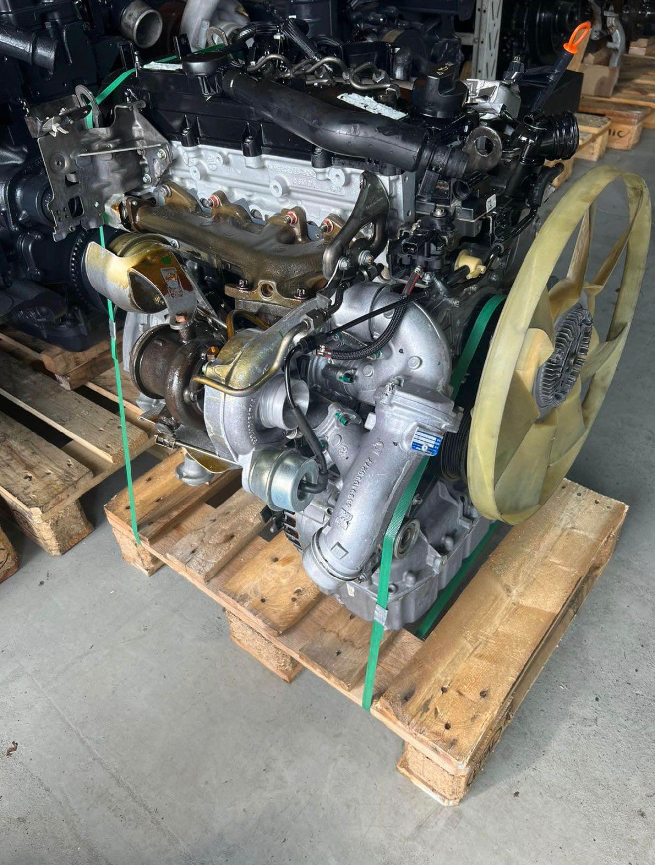 Motor Mercedes-Benz Sprinter 415/515 CDI (foto ilustrativa)